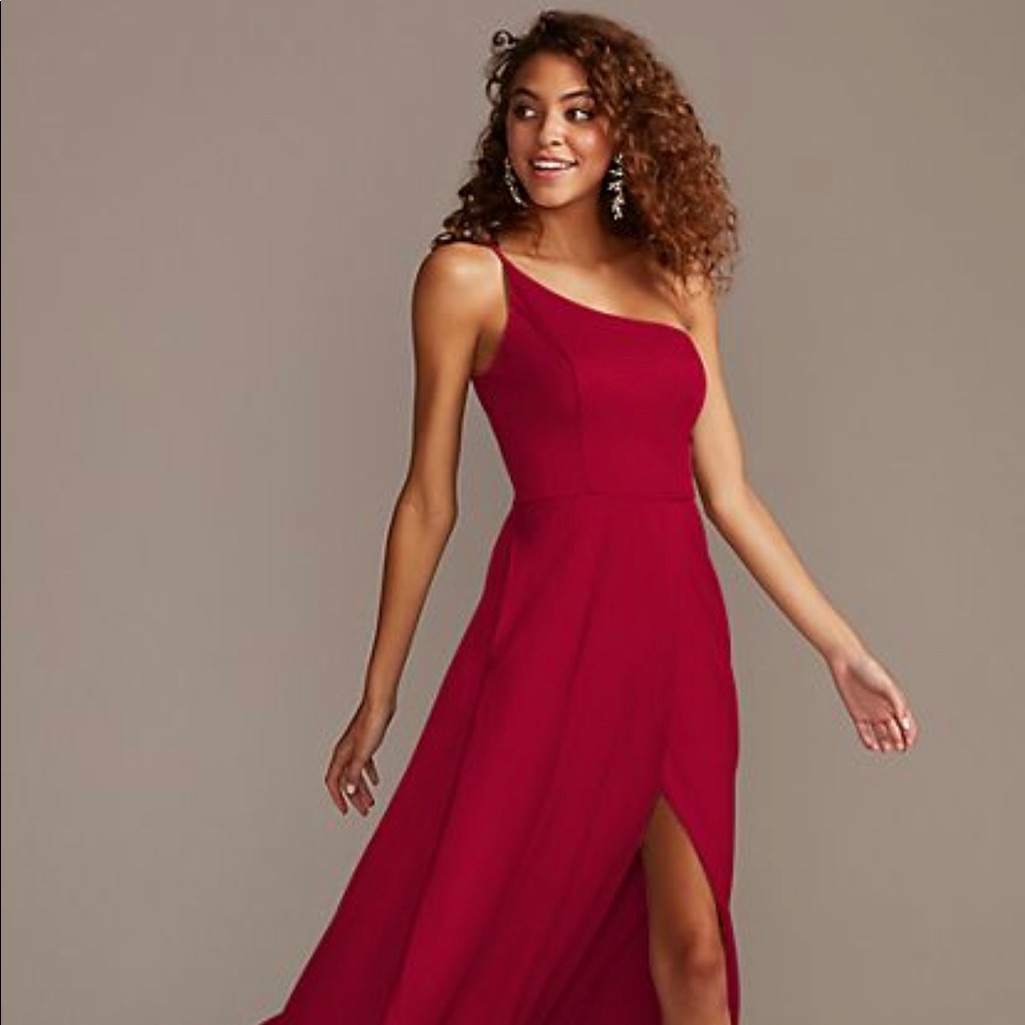 David’s Bridal Crepe-Satin Bridesmaid Dress Apple